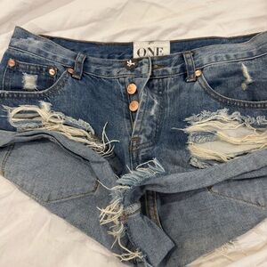 One Teaspoon Women’s Size 26 Chargers Distressed Denim Shorts Relaxed Fit